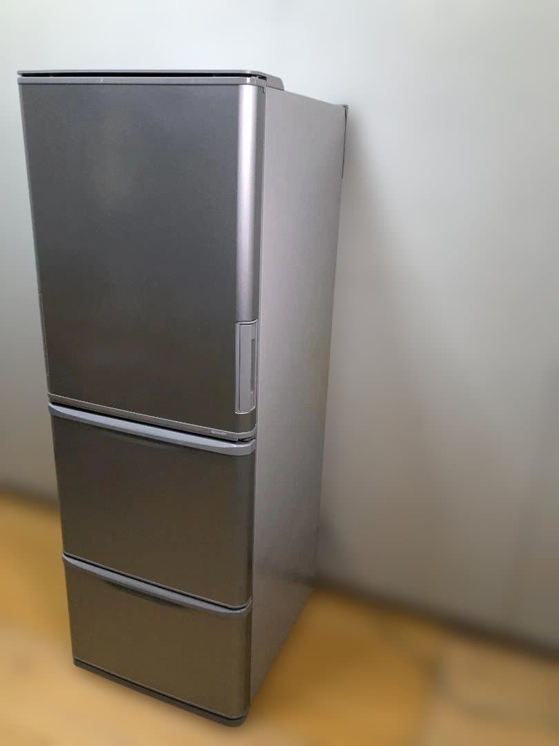 送料無料 美品 シャープ 冷蔵庫 2022年製 SJ-W356J 251123