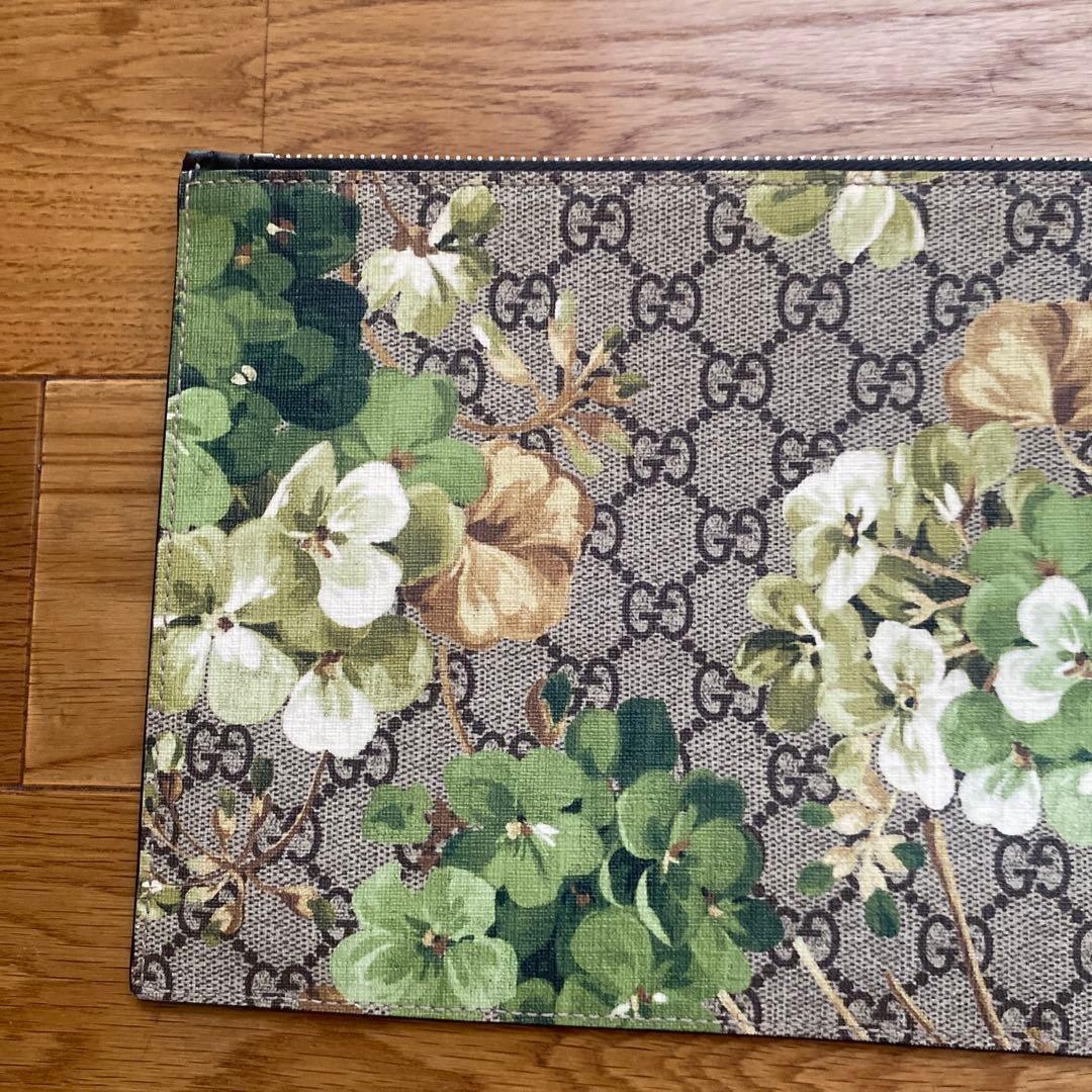 美品　GUCCI グッチ フローラルプリント クラッチバッグ 花柄