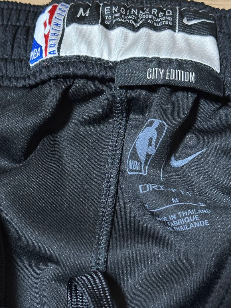 ナイキニックスNBA選手支給品Cityワームアップブレイクパンツ Mサイズ