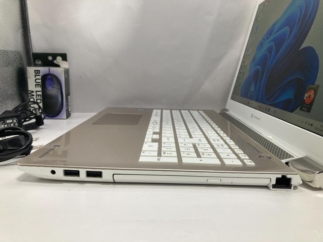 爆速✨第8世代i5/16GB/SSD512GB東芝/Office2021/DVD