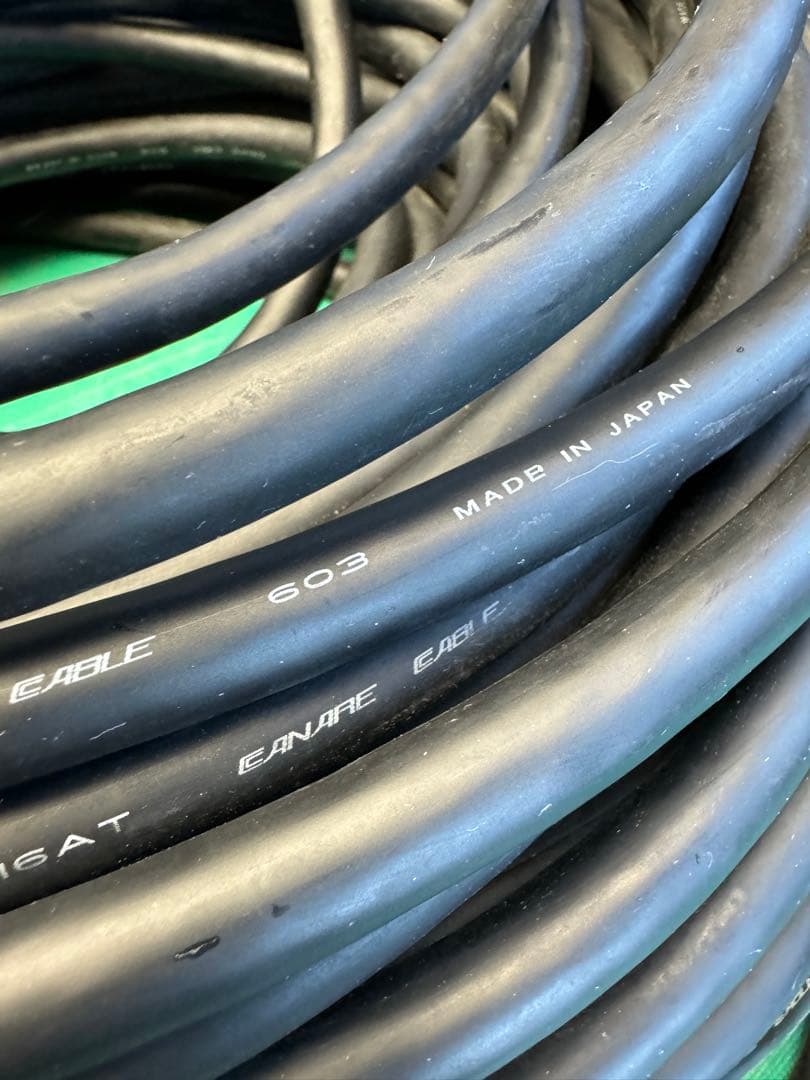 特殊ケーブル　キャップ芯数は37本　約53m