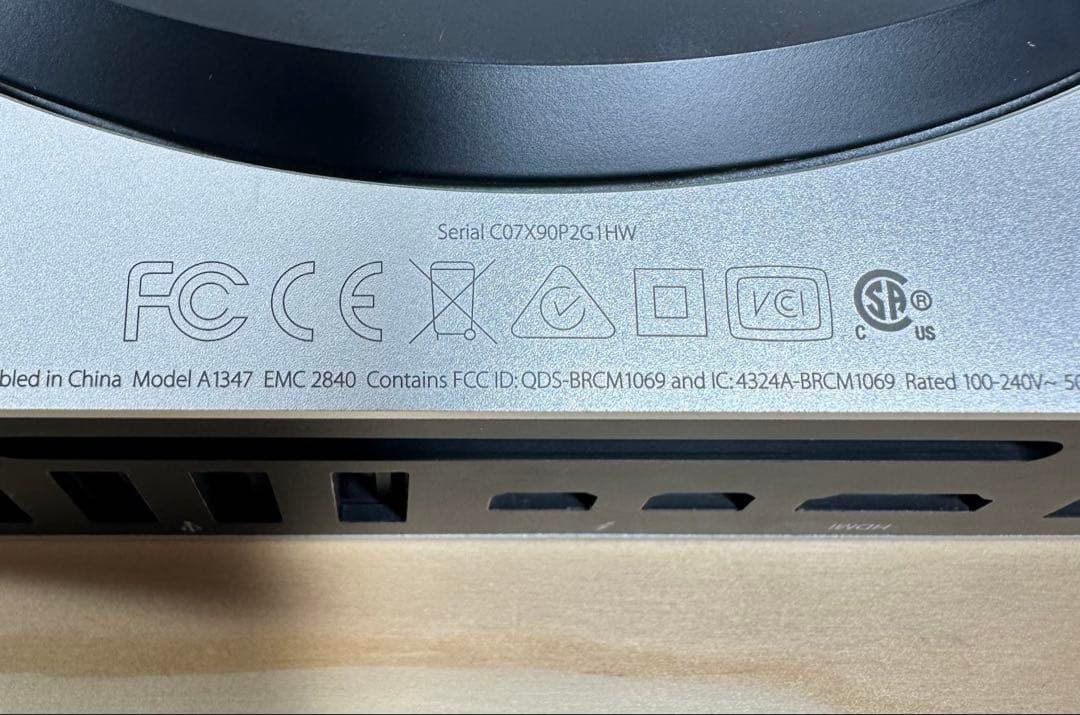 Mac mini late 2014、core i5、8GB、1TBストレージ