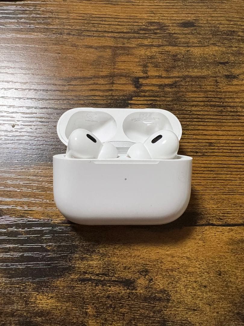 AirPods pro 第2世代　Apple購入