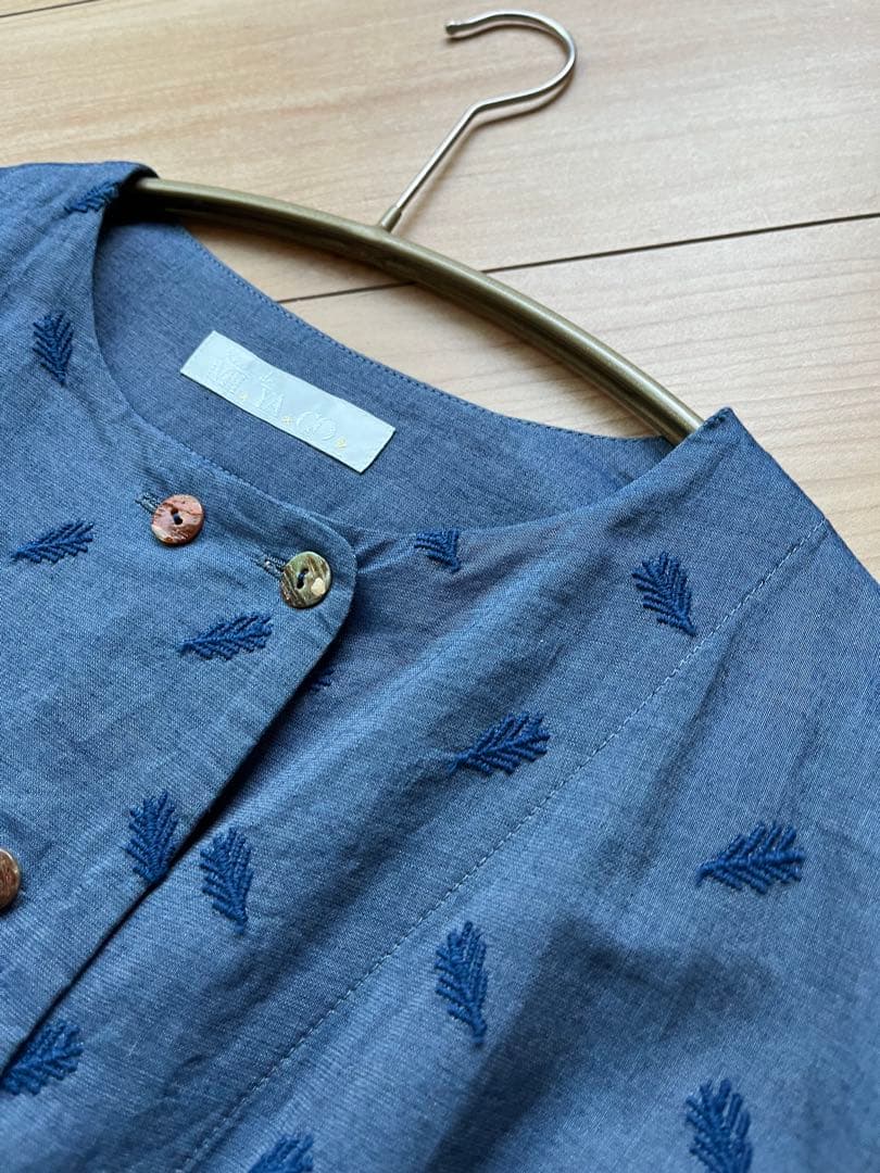 オシャレ　オススメ　ワンピース　シャツワンピース　刺繍　模様　個性