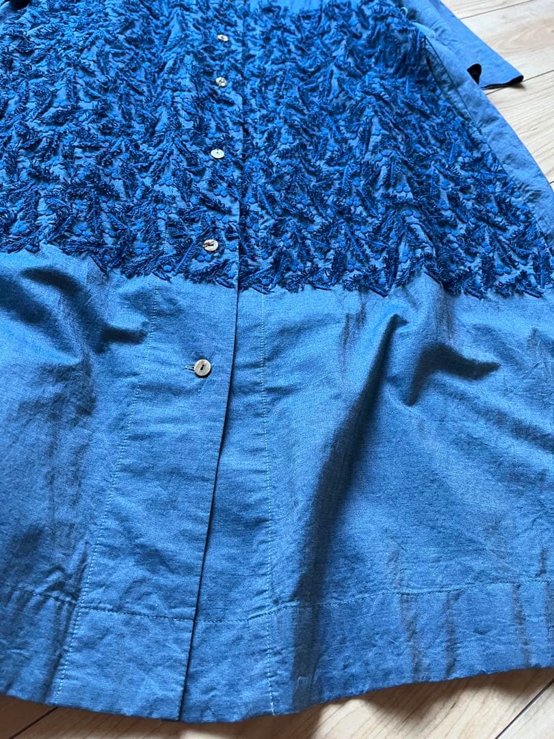 オシャレ　オススメ　ワンピース　シャツワンピース　刺繍　模様　個性