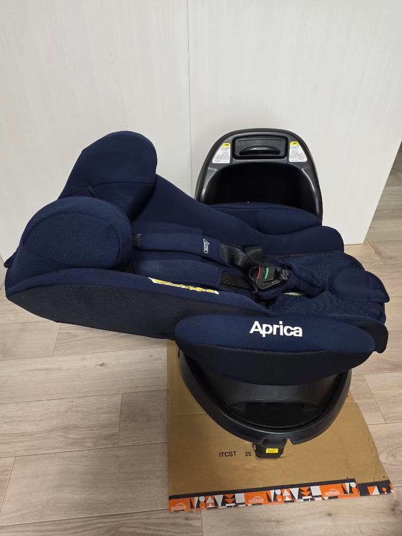 Aprica ディアターンプラスISOFIX チャイルドシート