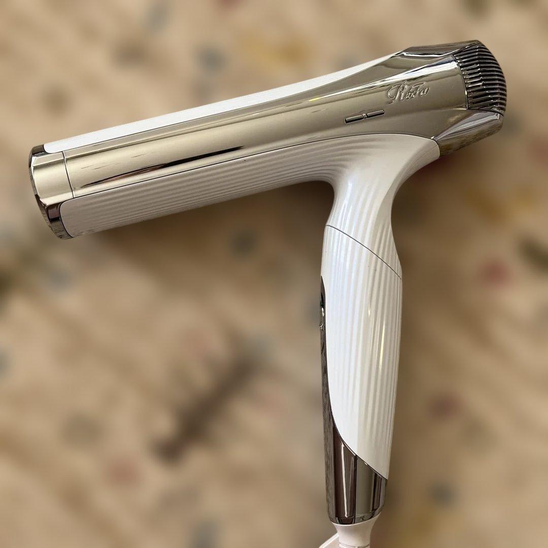 【ジャンク】リファホワイト ヘアドライヤー2024年製海外対応