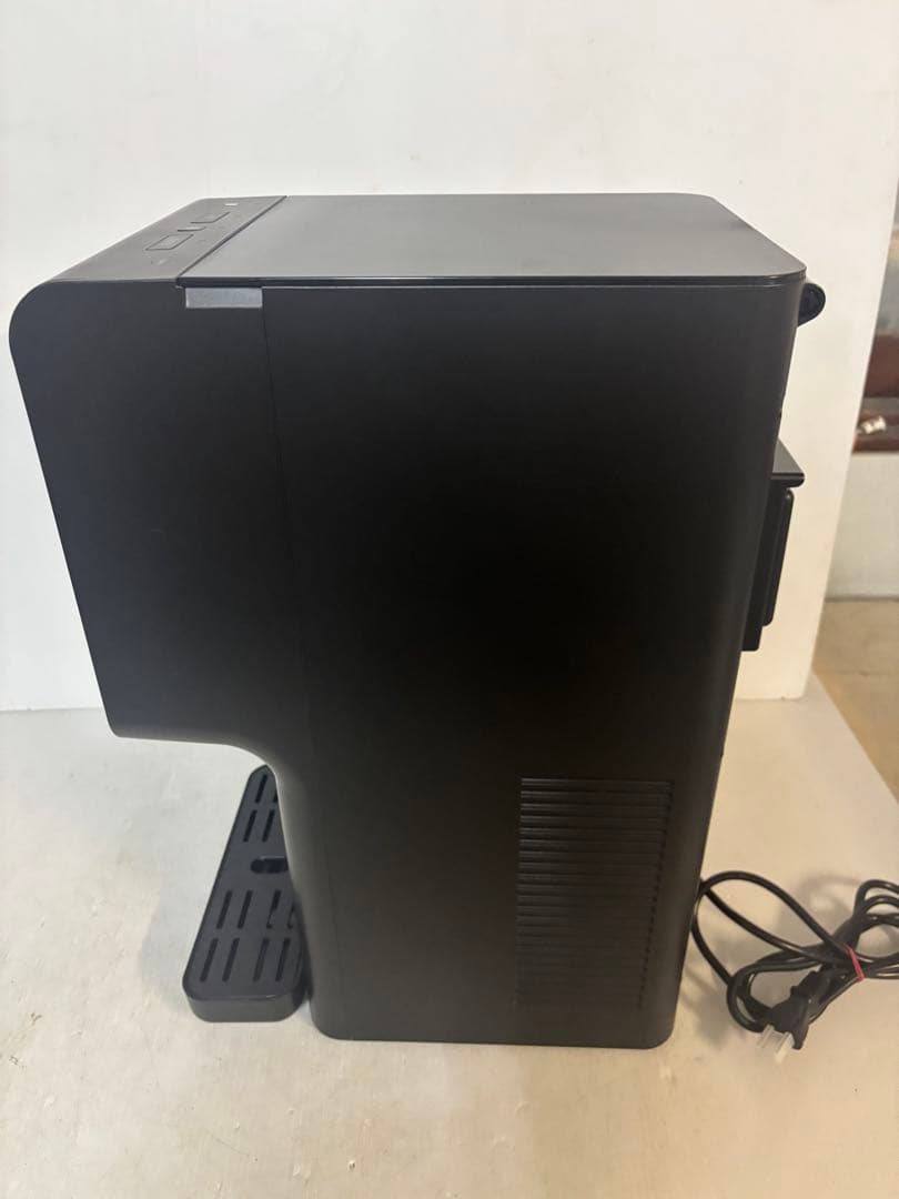 【美品 ‼️】浄水型 ウォーターサーバー 【LC24D1S-PW-AW】