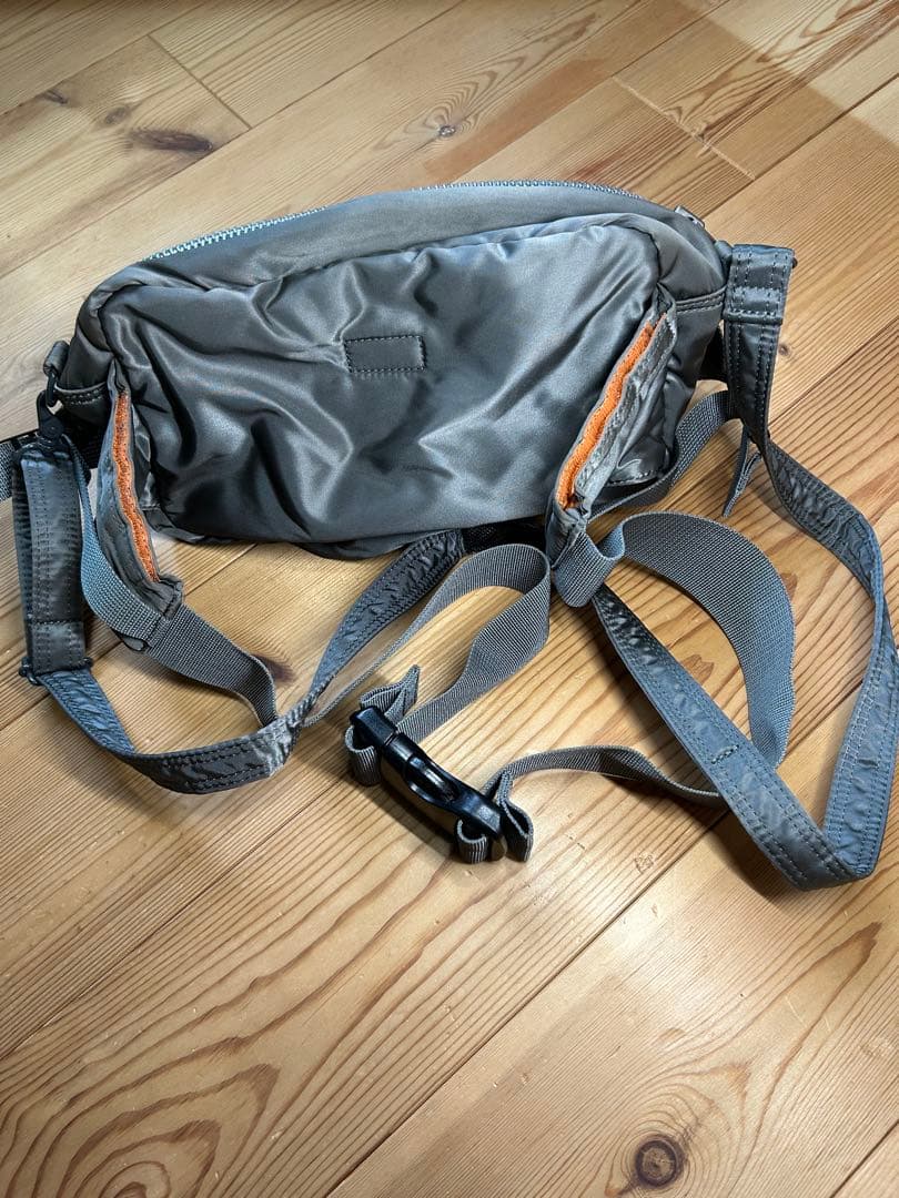 お*茶様 【希少】PORTER タンカー　シルバーグレー ショルダーバッグ