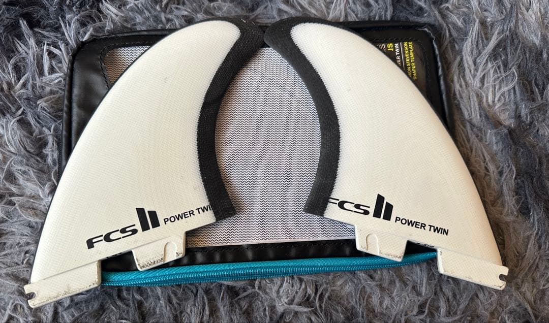 ピカピカFCS POWER TWIN フィン 2枚セット