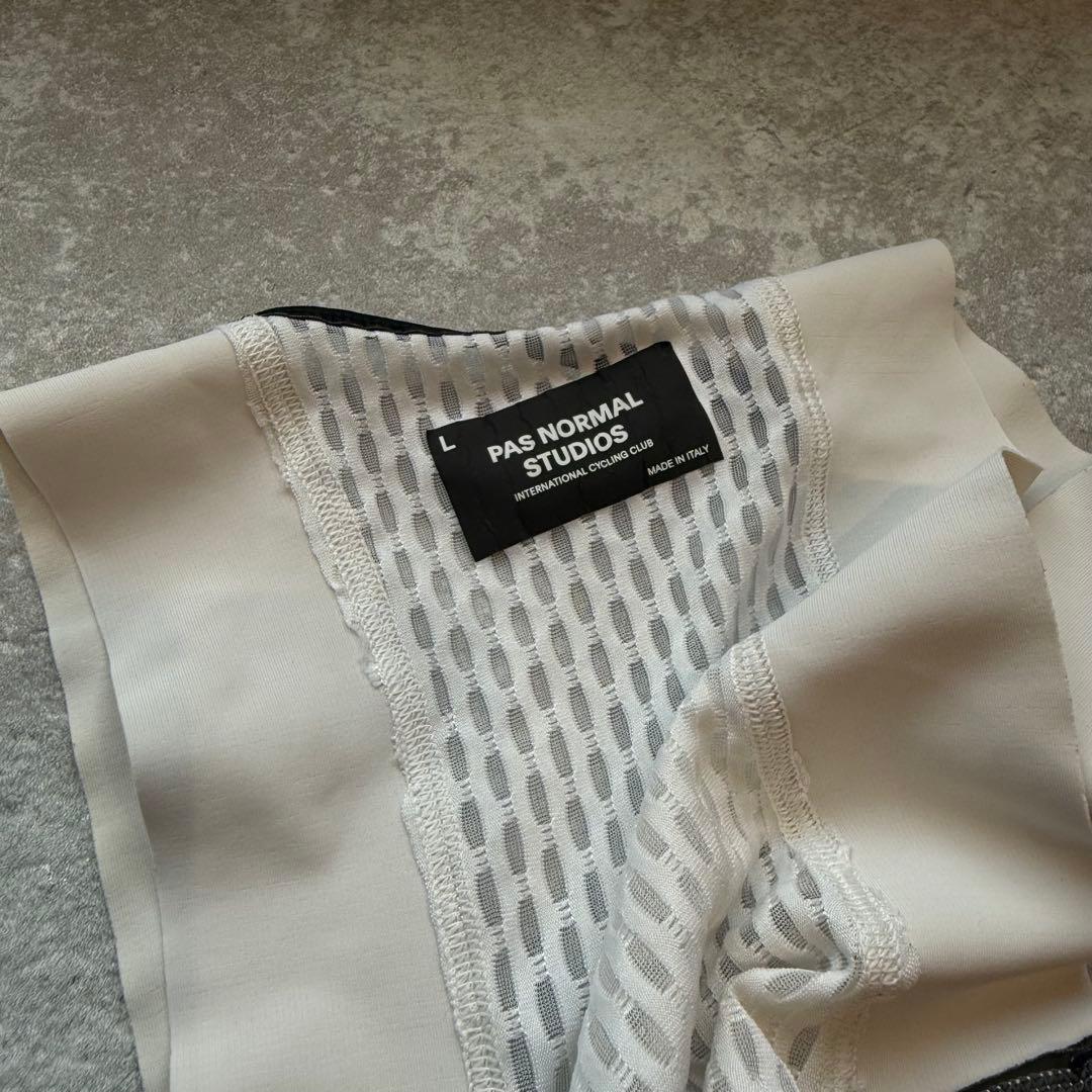 PAS NORMAL STUDIOS ビブタイツ カーキ　グリーン