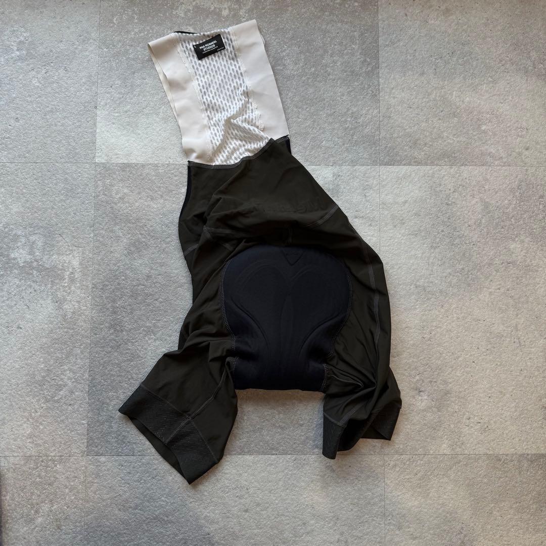 PAS NORMAL STUDIOS ビブタイツ カーキ　グリーン