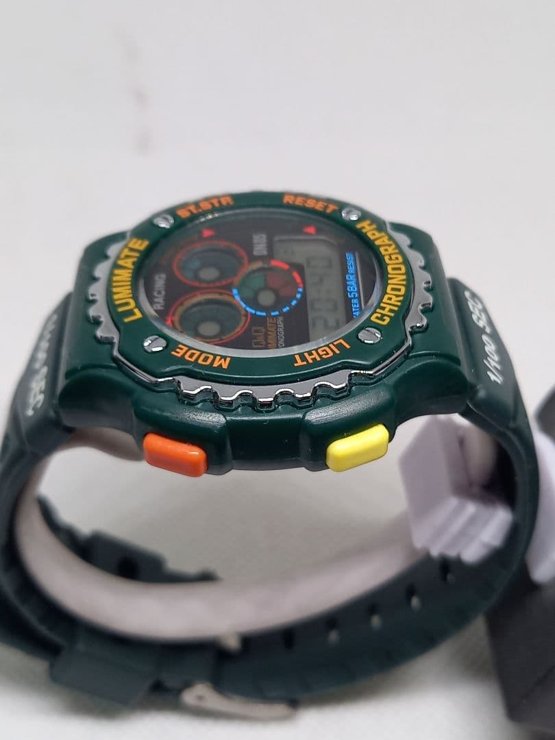 CITIZEN 【1/100クロノグラフ】デジタル Q＆Q グリーン　レア