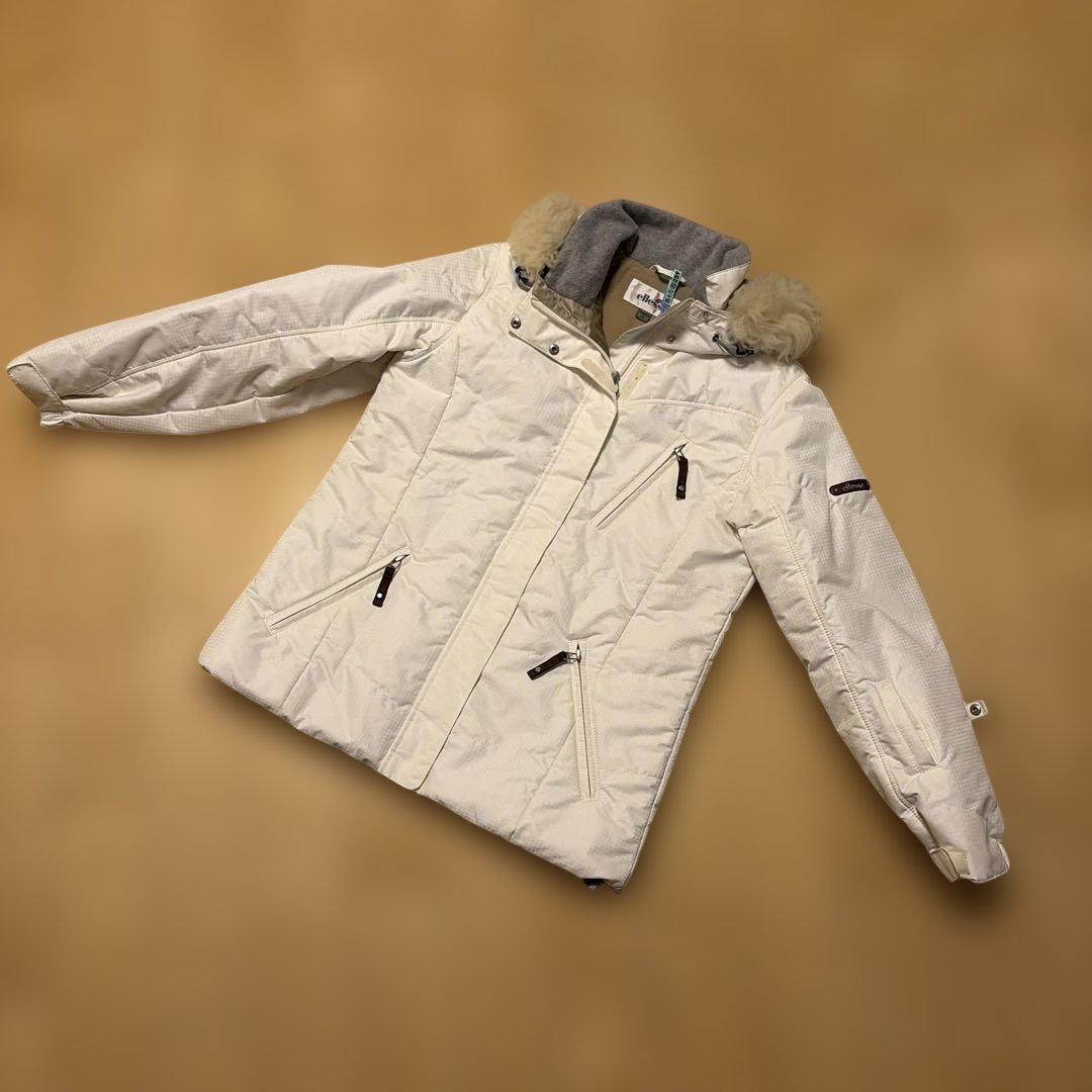 ムートンファー付き　スキーウェア　上下セット　ellesse　ゴールドウィン