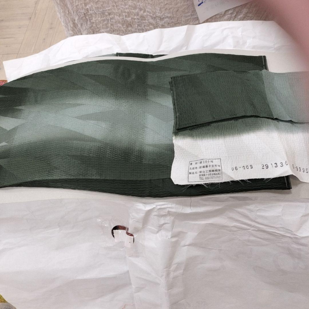 キリン　訪問着 ダークグリーン 幾何学模様 絹100%