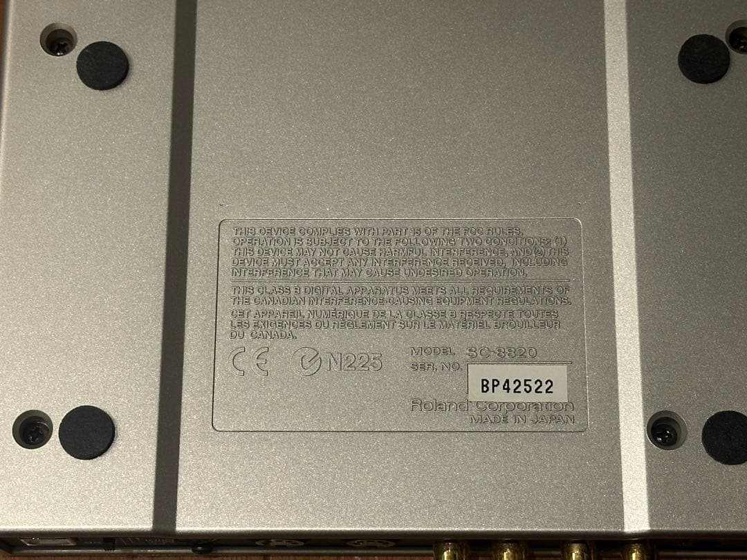 Roland SC-8820 動作未確認