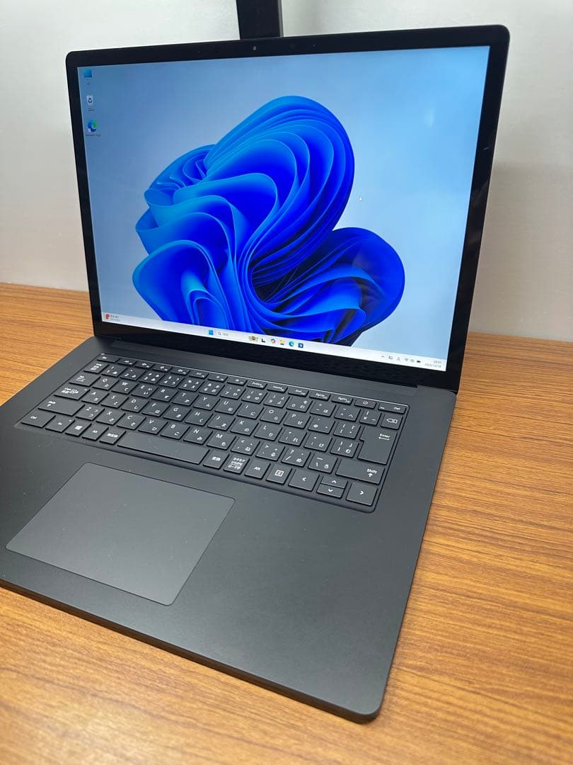 10.Surface Laptop 4 Ryzen 7 16Gb タッチパネル