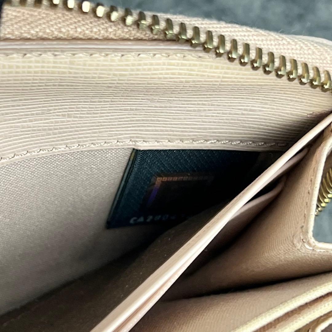 FENDI ズッカ柄 ラウンドファスナー 長財布 ピンク