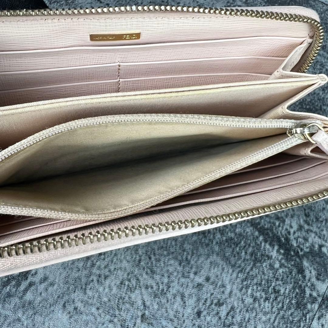 FENDI ズッカ柄 ラウンドファスナー 長財布 ピンク