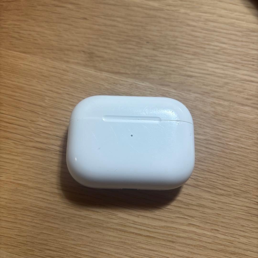 Air pods pro 第二世代　ホワイト イヤホンケース 充電ケース　箱付き