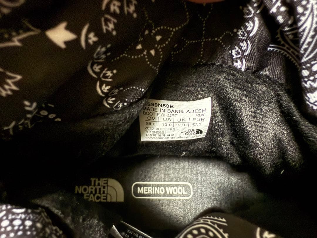韓国ノースフェイス　スノーブーツ