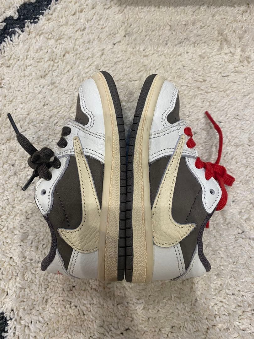 Nike Air Jordan 1 Low グレー/ホワイト/レッド