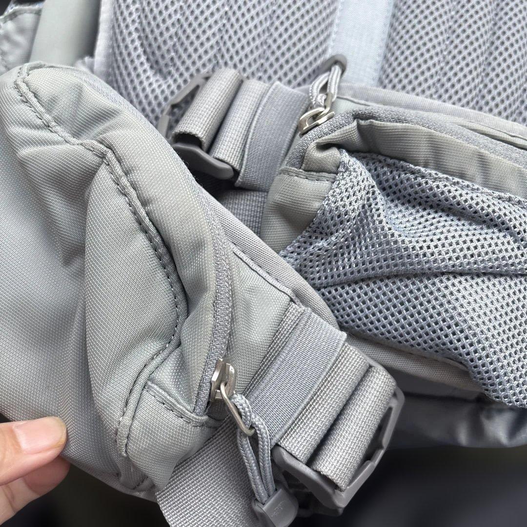 【美品】THE NORTH FACE リュック　40L グレー