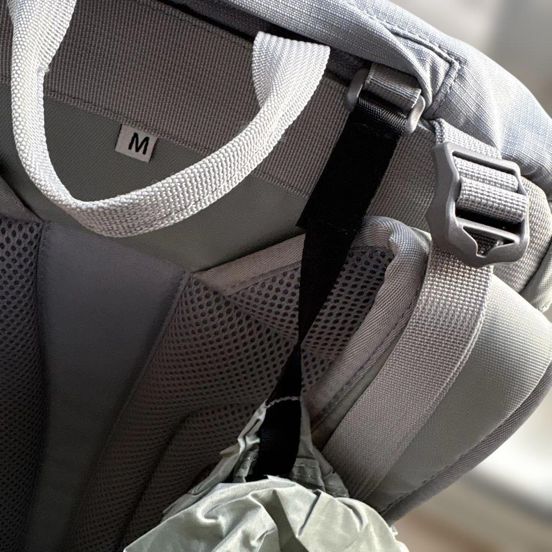 【美品】THE NORTH FACE リュック　40L グレー