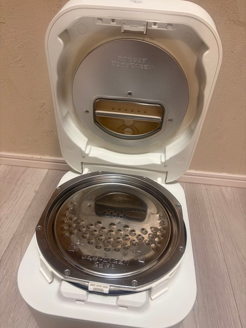 象印　炊飯器　STAN. NW-SA10