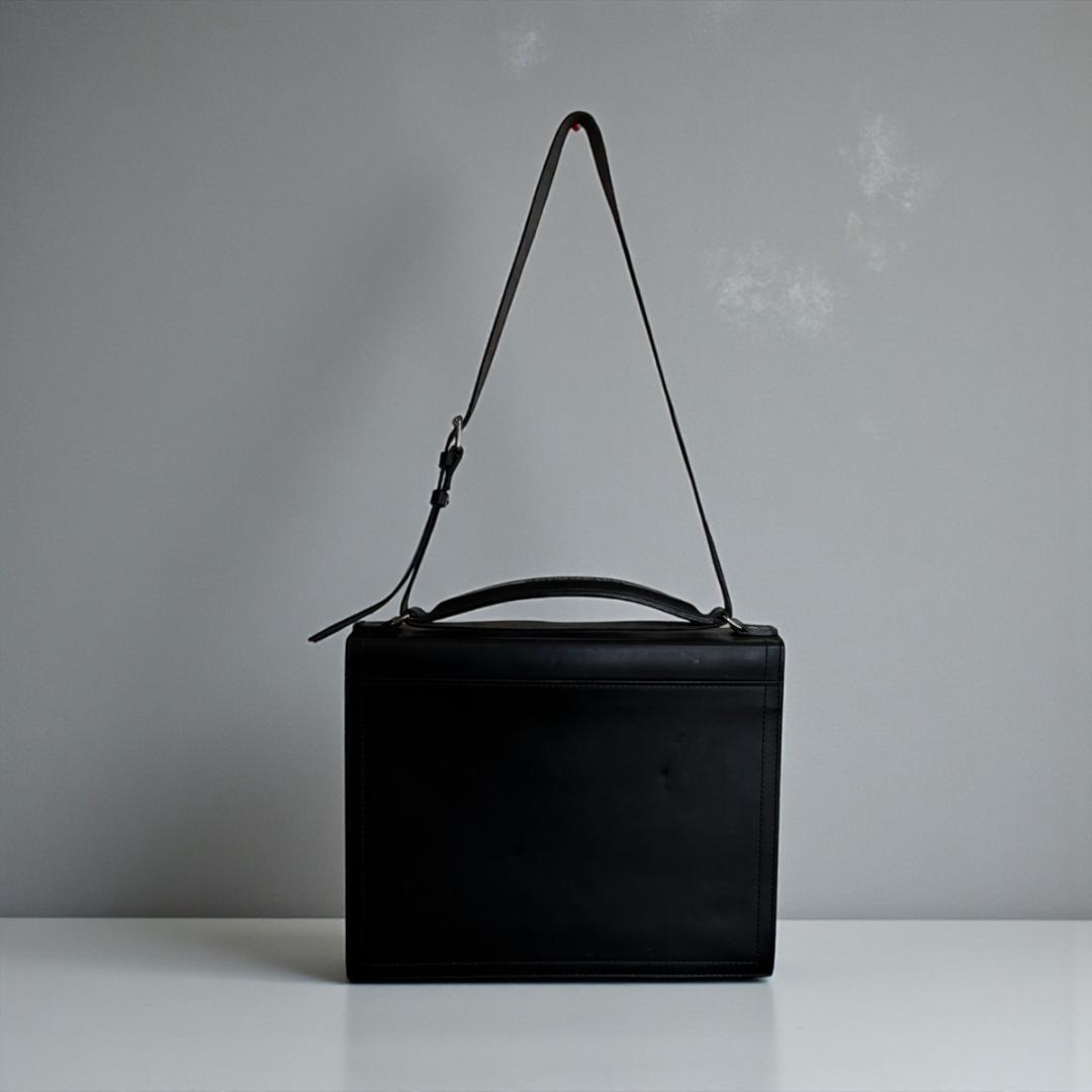 本人期【DIRK BIKKEMBERGS／ビッケンバーグ】レザーショルダーバッグ