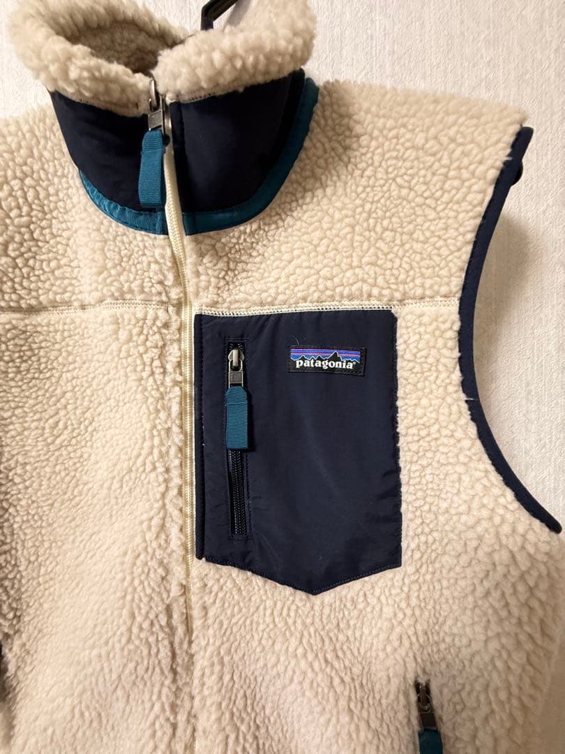 patagonia レトロX クリーム/ネイビー