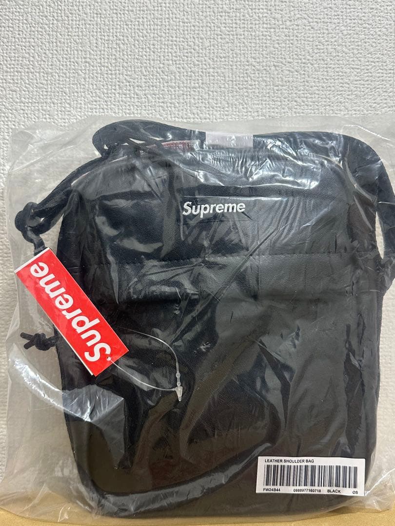 バッグ 24FW Supreme Leather Shoulder Bag Black