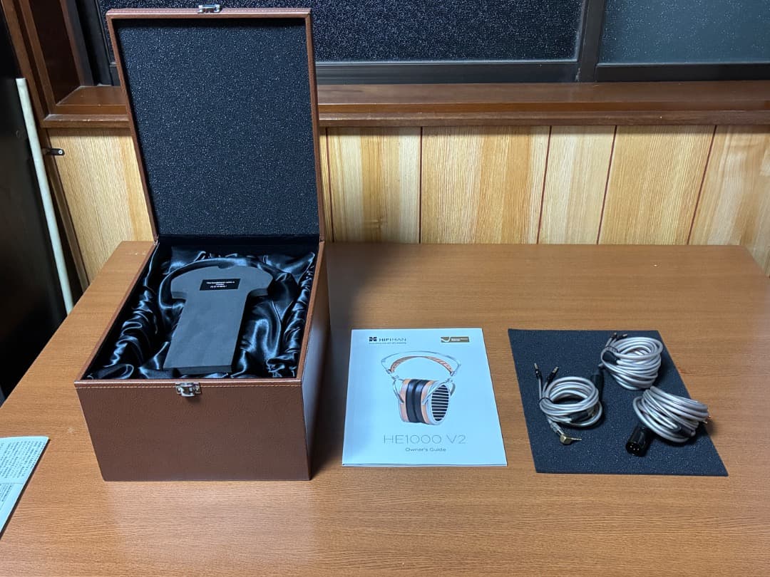 ヘッドホン Hifiman HE1000 V2