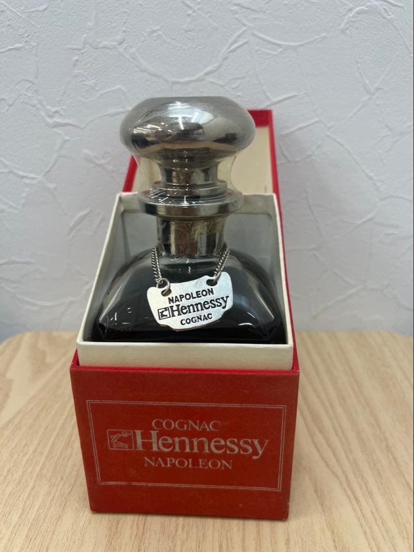 ●Hennessy ナポレオン シルバートップ デキャンタ