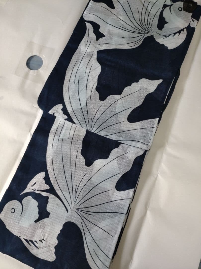 新品未使用　浴衣　金魚　高級浴衣　紺色