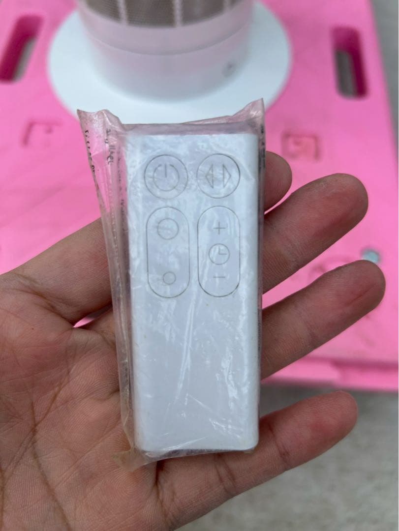 ダイソン AM07 タワーファン 扇風機