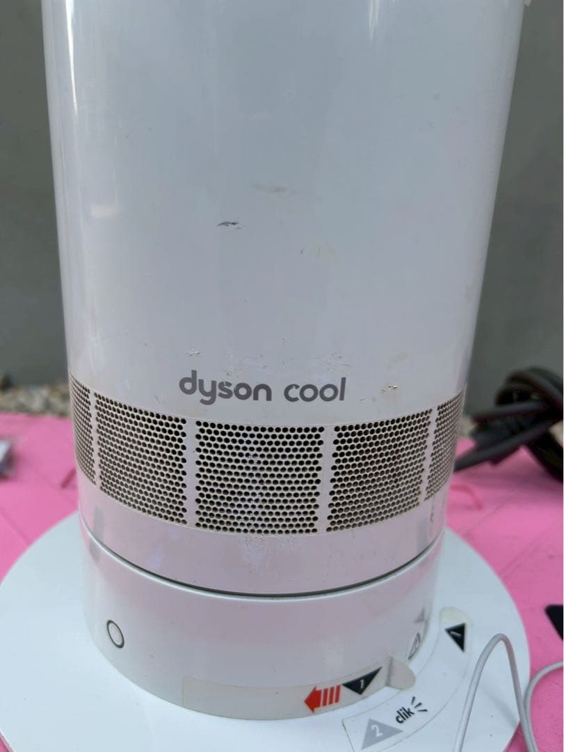 ダイソン AM07 タワーファン 扇風機