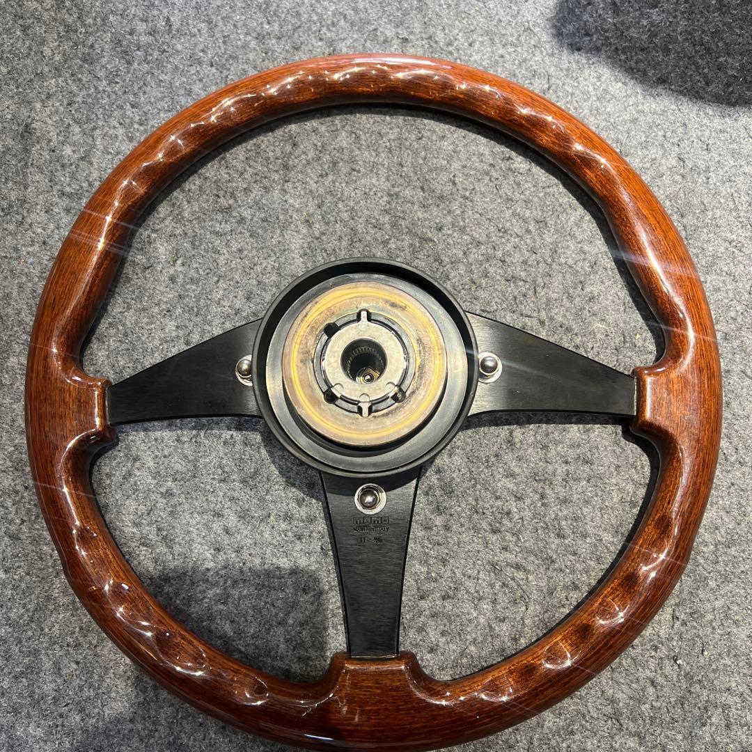 MOMO ステアリングホイール 11-96