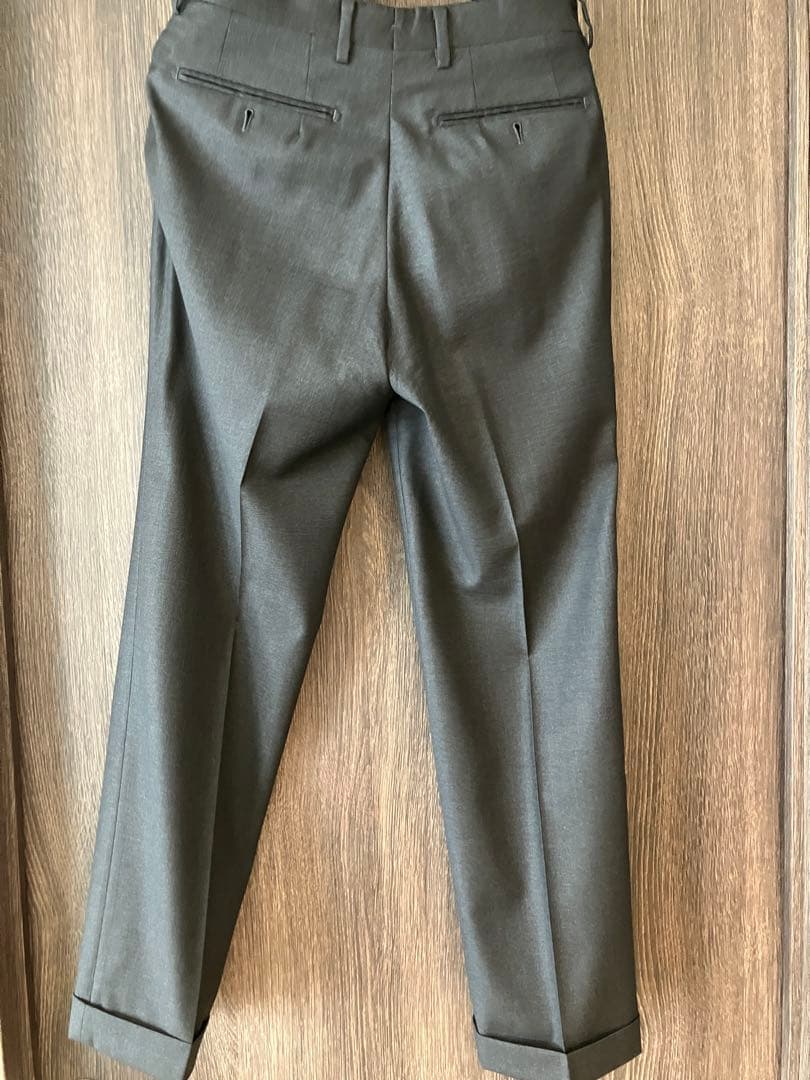 ロロピアーナ　スーツ　グレー　48