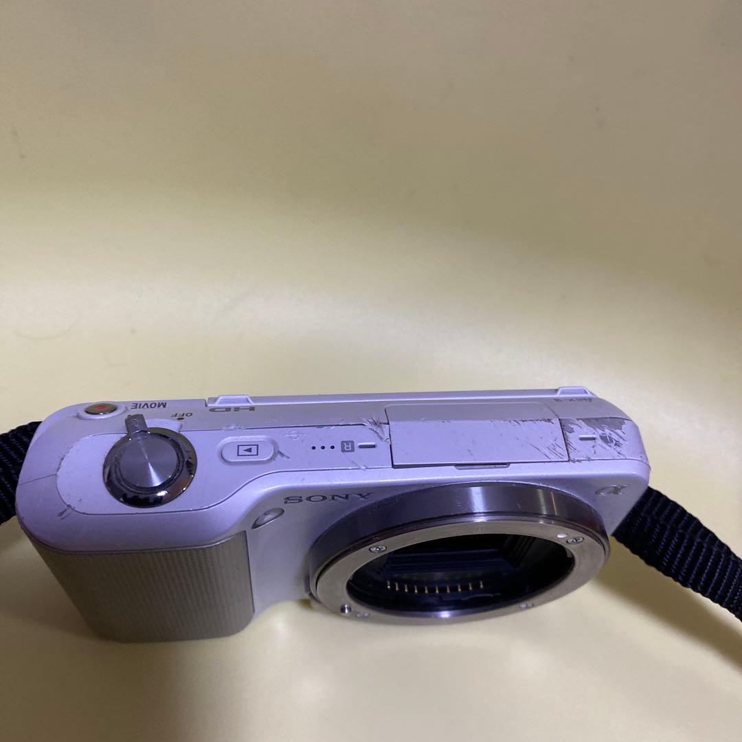 ソニーのミラーレス一眼カメラ、NEX-3ジャンク品