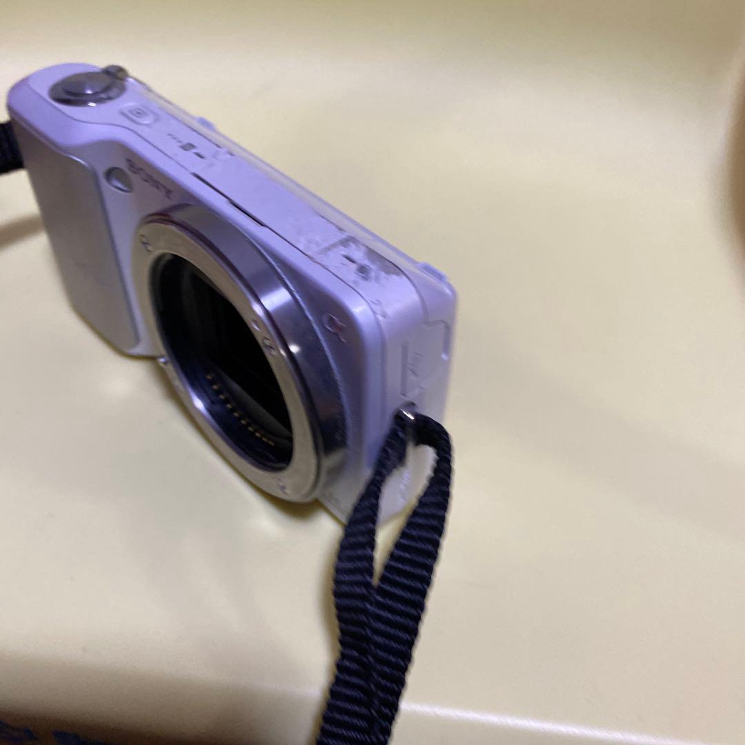 ソニーのミラーレス一眼カメラ、NEX-3ジャンク品