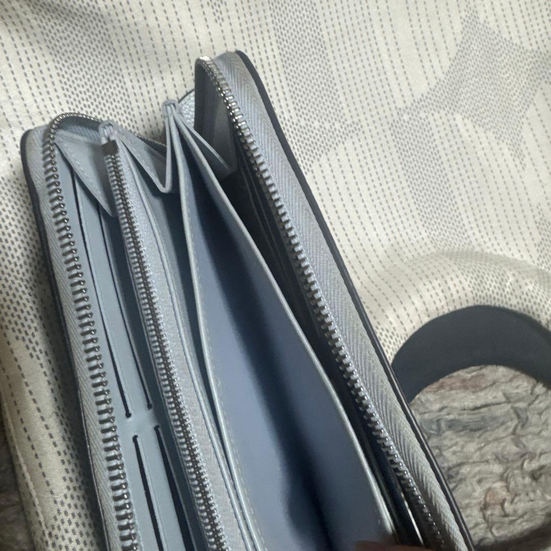 ルイヴィトンレア長財布