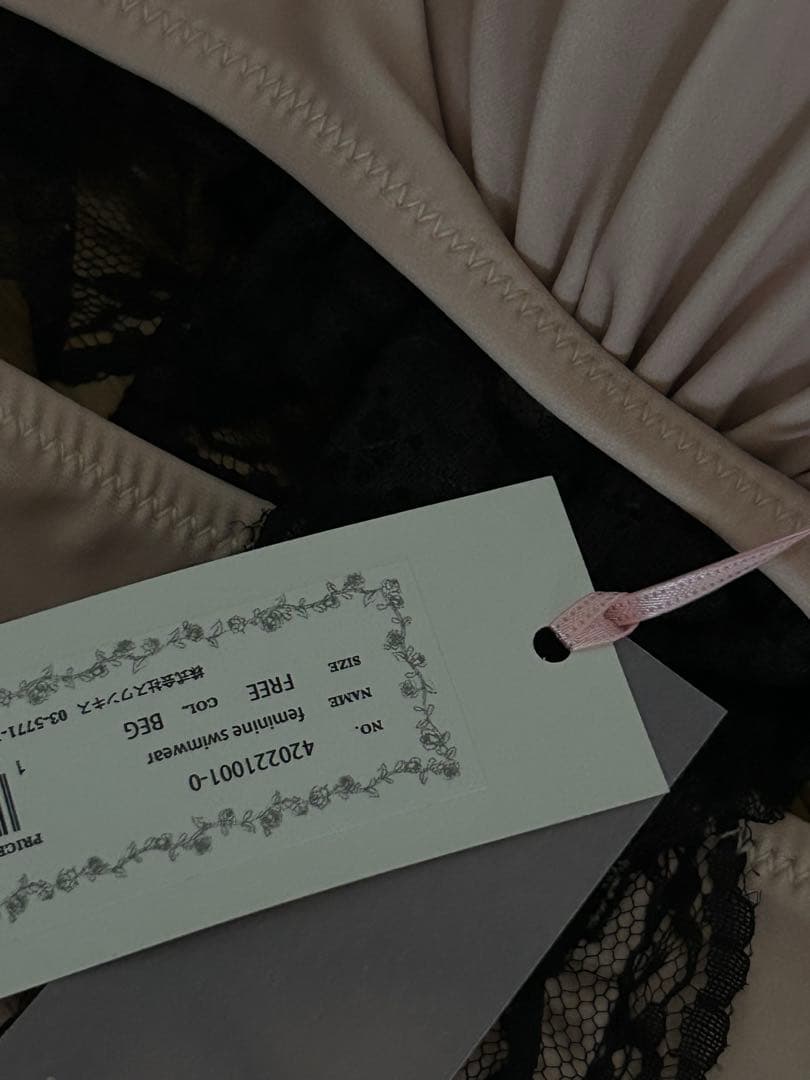 swankiss スワンキス　水着