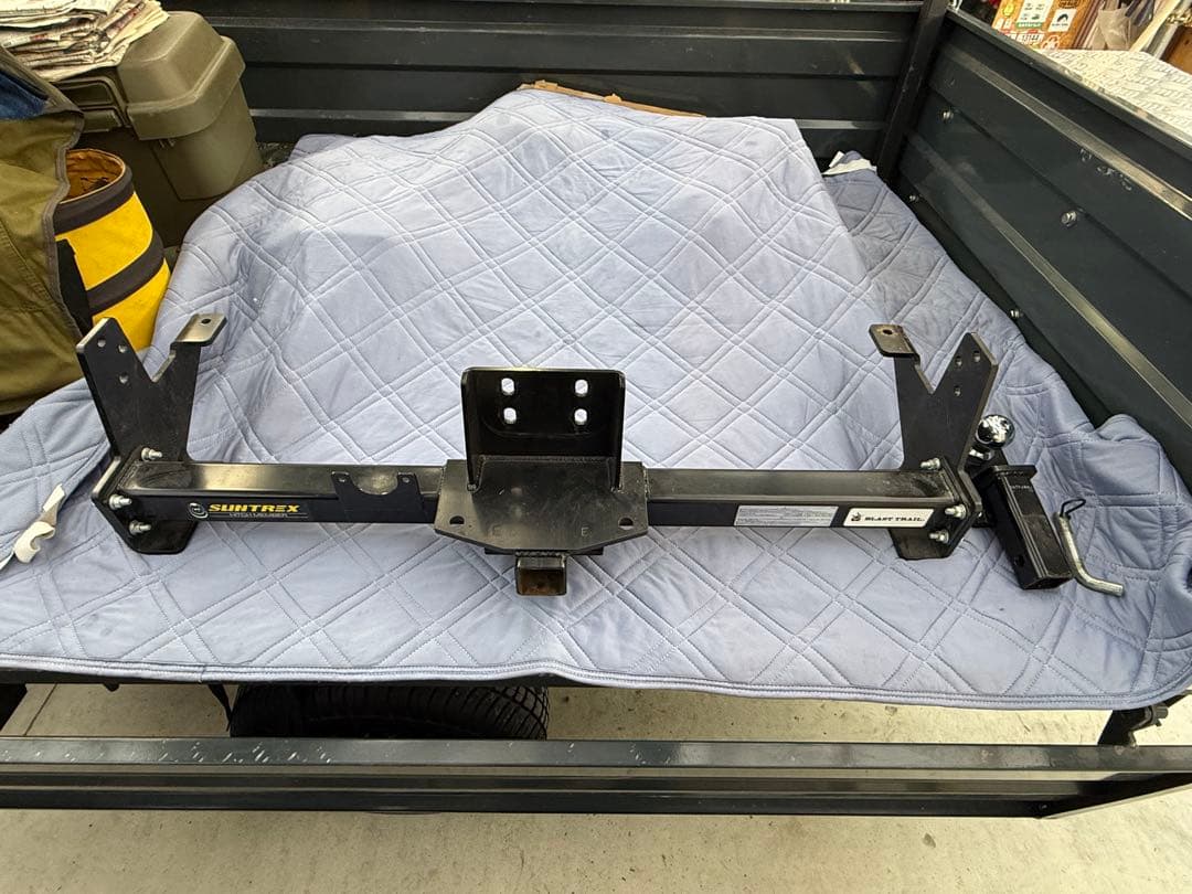 サントレック製ヒッチメンバー　ランドクルーザー70プラド78