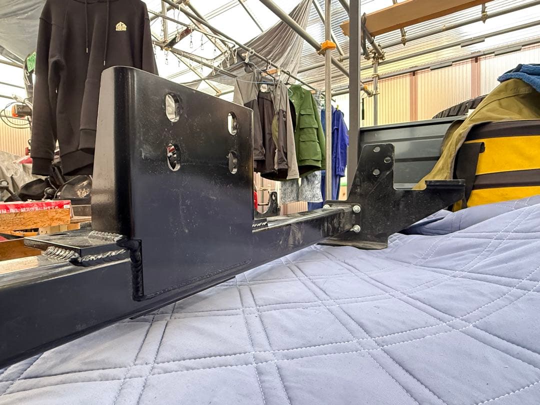 サントレック製ヒッチメンバー　ランドクルーザー70プラド78