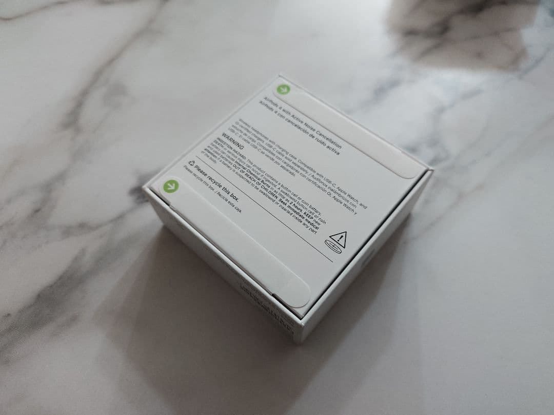 新品未開封★AirPods第4世代アクティブノイズキャンセリング（ANC）搭載②