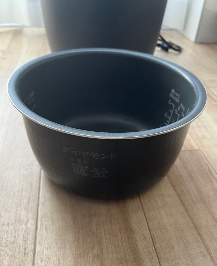 Panasonic SR-NA102 圧力Hジャー炊飯器　ブラック　2023年製