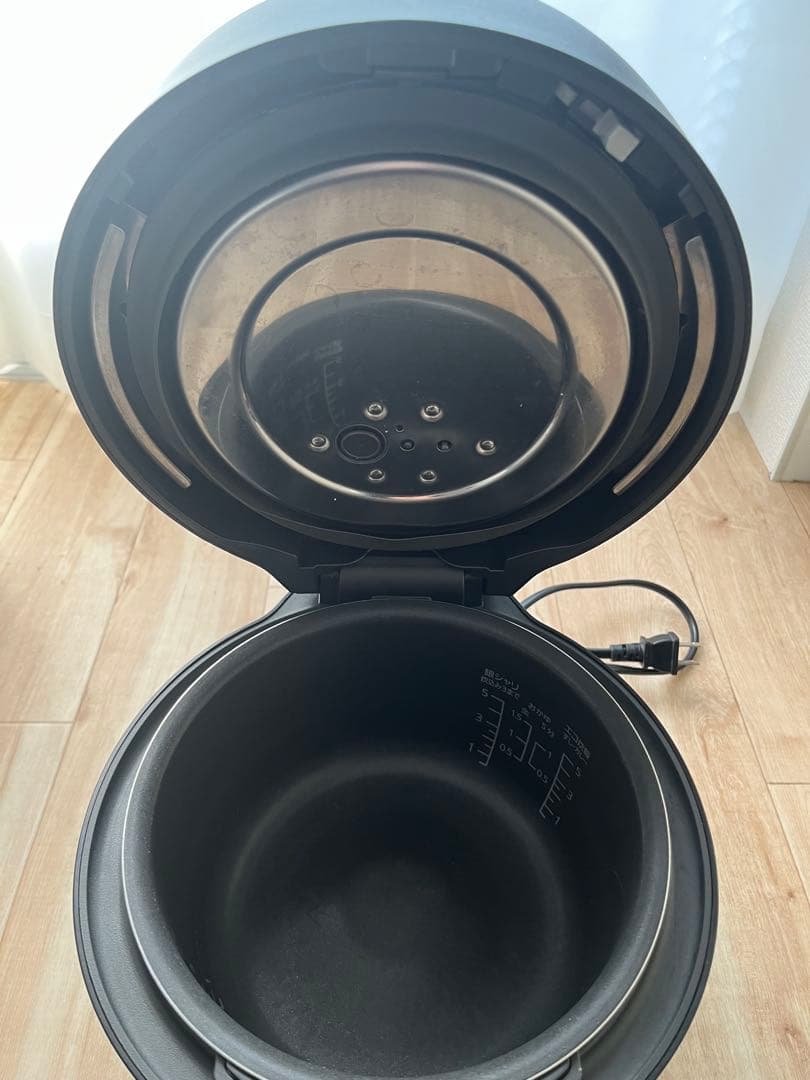 Panasonic SR-NA102 圧力Hジャー炊飯器　ブラック　2023年製
