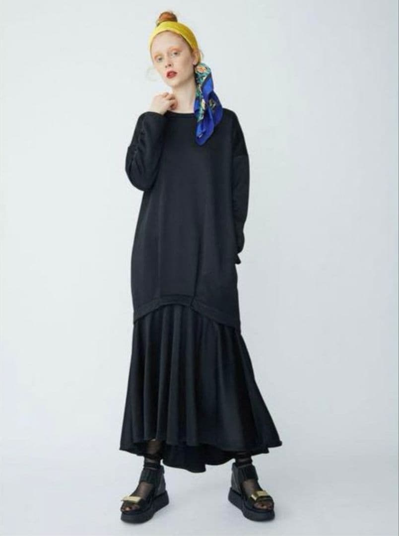 UN3D.　スウェットレガードワンピース　36　ブラック　0751