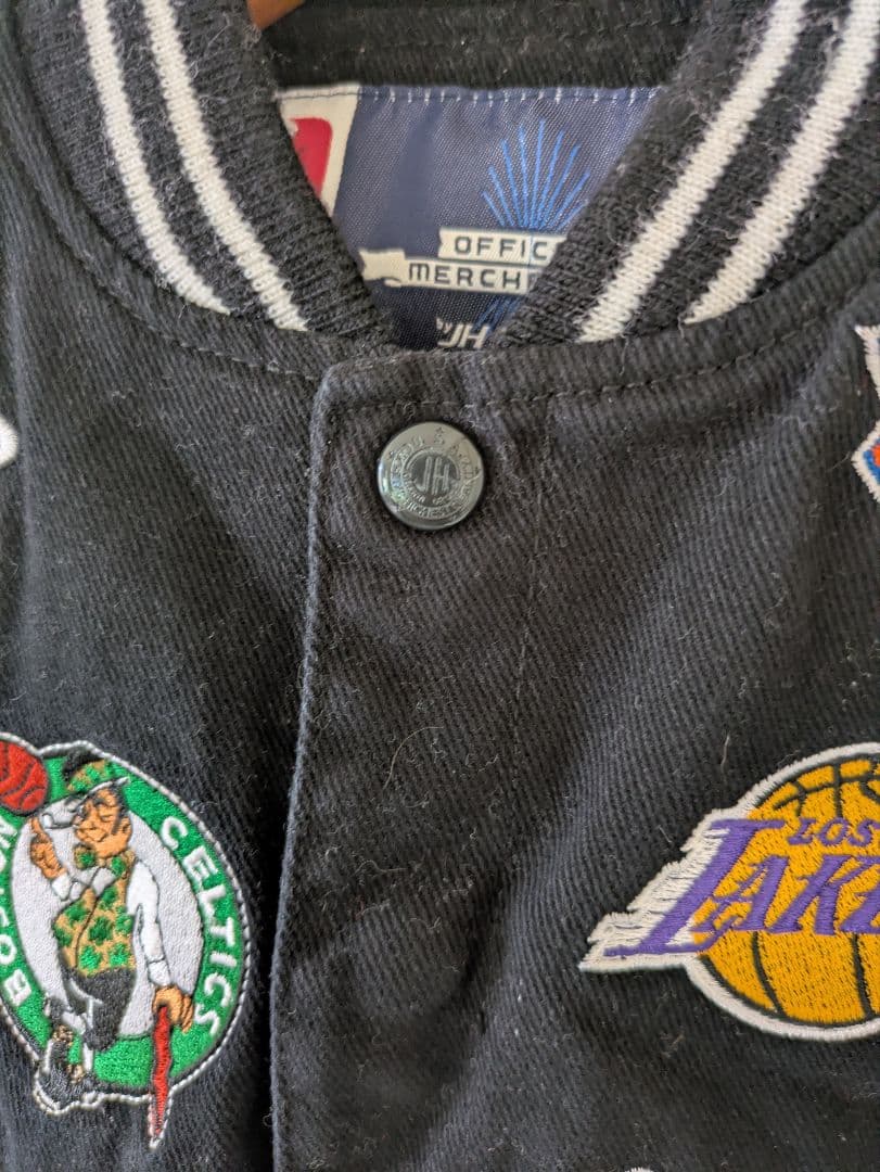 レア！NBA OFFICIAL ALL TEAM ジャケット　3T